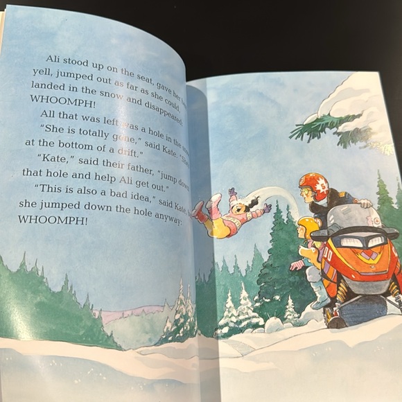 Deep Snow by Robert Munsch - Scholastic Softcover Children’s Book - Picture 6 of 6